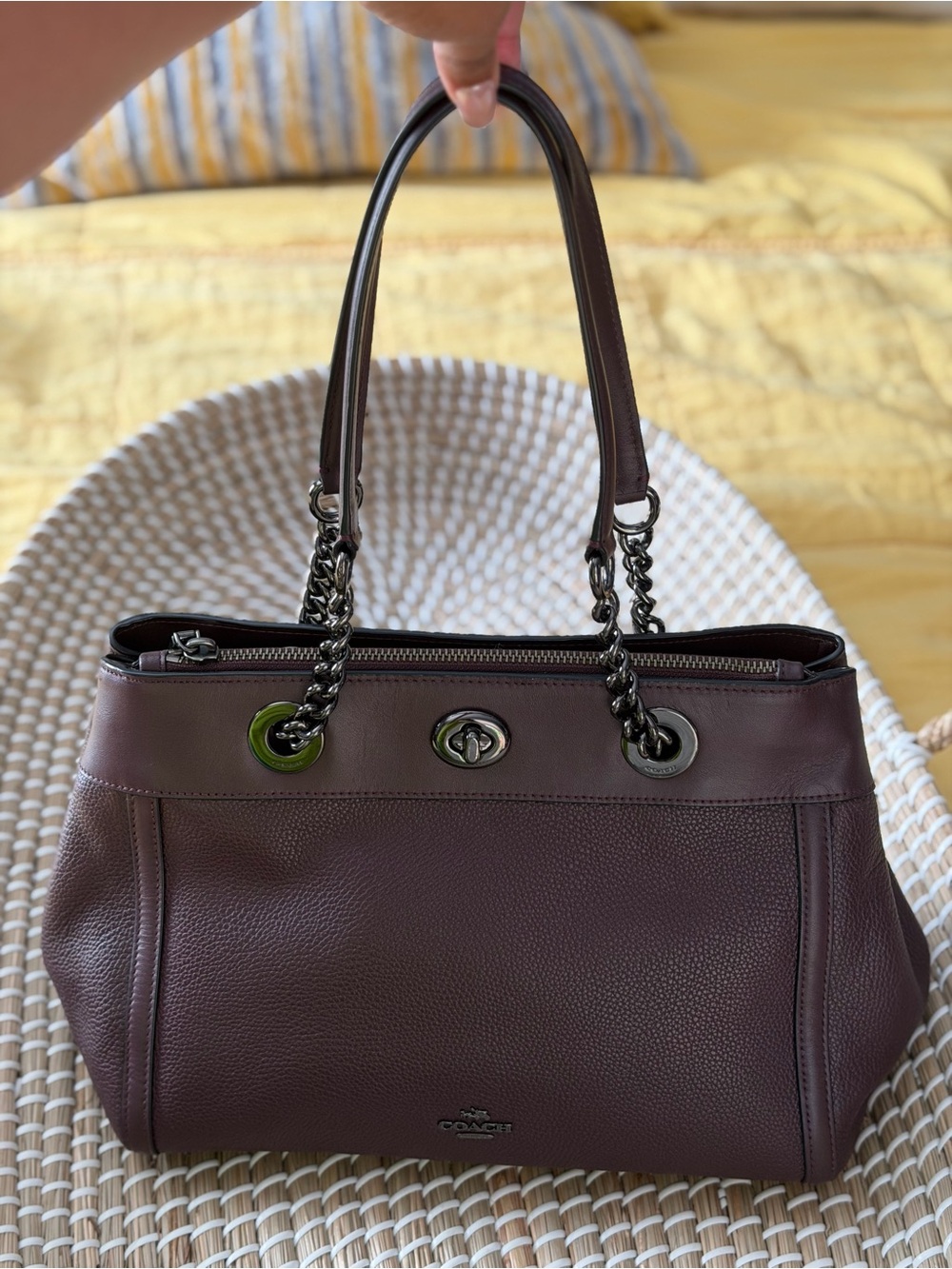 Coach Edie Turnlock Shoulder Bag 87239